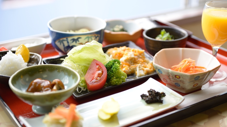 優しい朝食で元気な一日を…【朝食付きプラン】